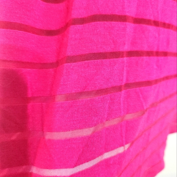 Chelsea & Theodore Top XXL 2XL Pink Striped Cowl Neck Built in Undershirt flowin - Picture 5 of 7